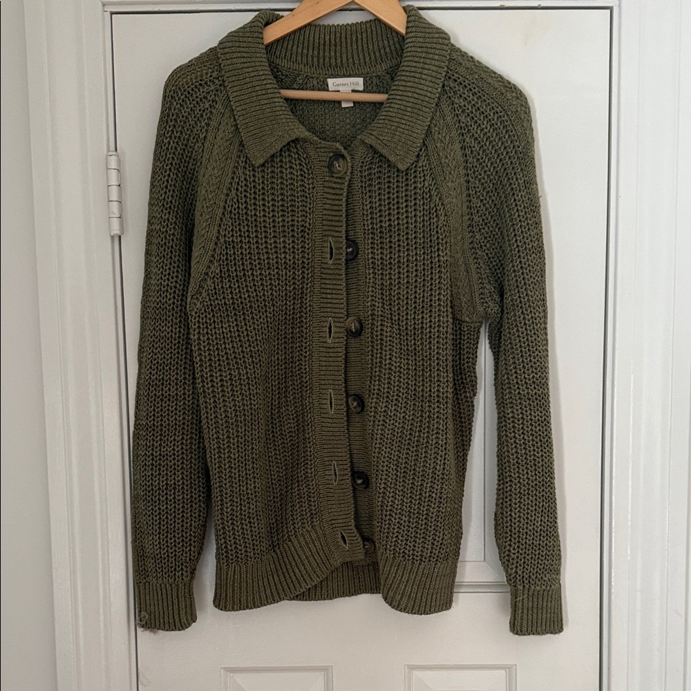garnet HillOlive Button-Up Cardigan